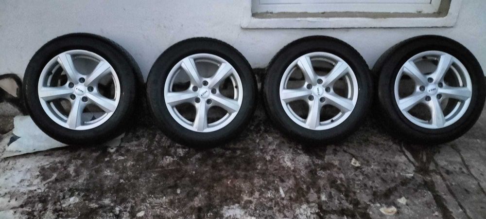 Продавам джанти с гуми Michelin 205/60 R16