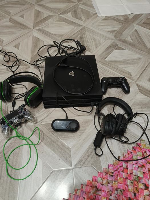 PlayStation 4 pro 1 Tera
