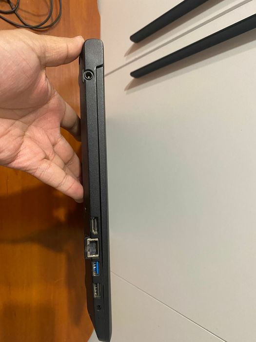 Lenovo Ideapad intel celeron/SSD