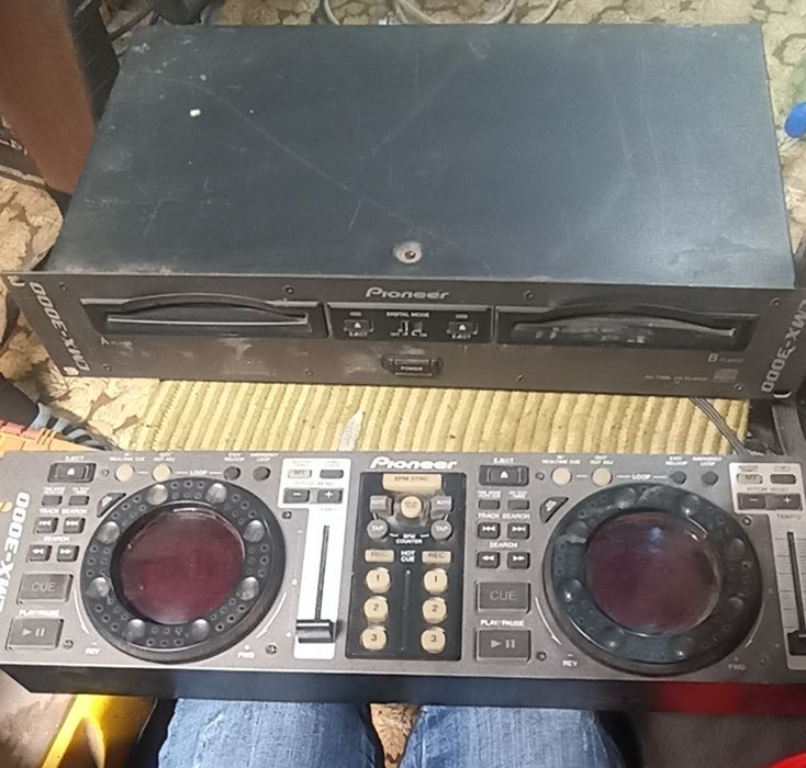 DJ CD двойной плеер