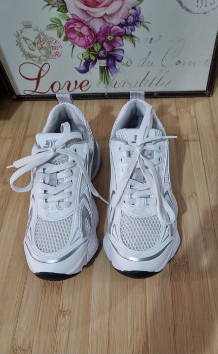 Adidasi Steve Madden (mar.36-22,5cm)