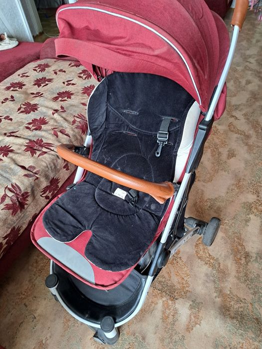 Коляска всесезонная