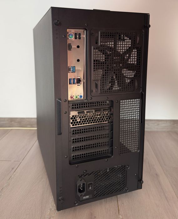 PC Gaming, Intel i7 11700KF, 32 GB DDR4, 1TB SSD, GeForce RTX 3070 Ti