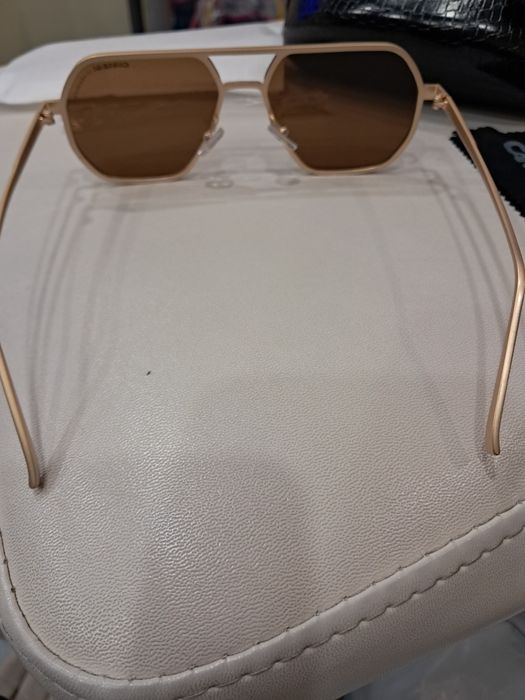 Слънчеви очила Carrera+2 чифт подарък