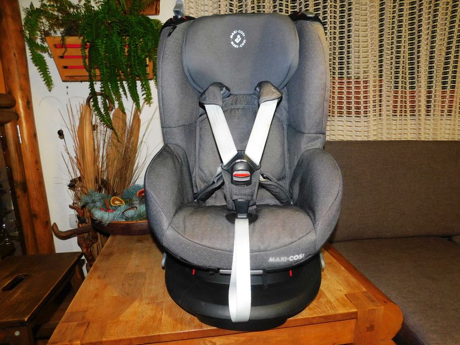 Scaun auto Maxi Cosi Tobi grupa 9-18 kg