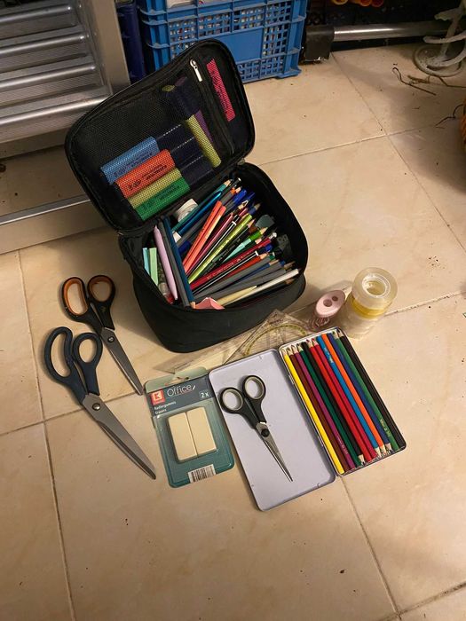 Спешно! Пълен комплект за рисуване и писане