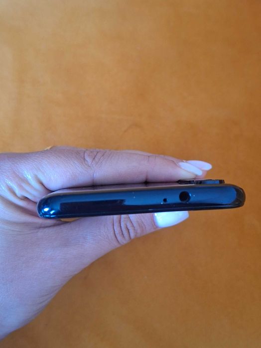 Motorola g8 64gb