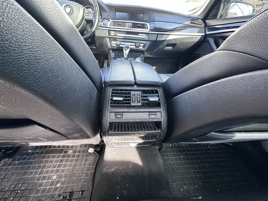 Бмв ф10 3.0д 245к М пакет на части!