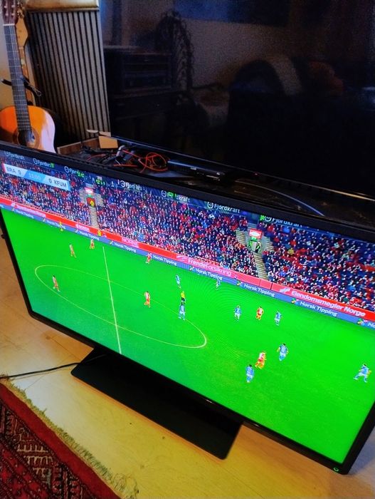 Тоshiba 48" телевизор