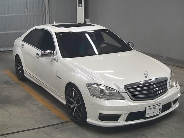 Продам Мерс на запчасти