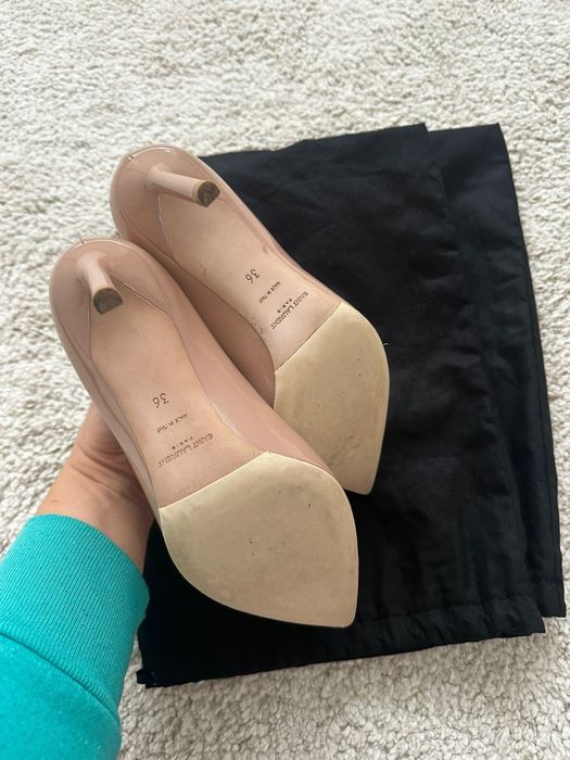 Pantofi Yves Saint Laurent