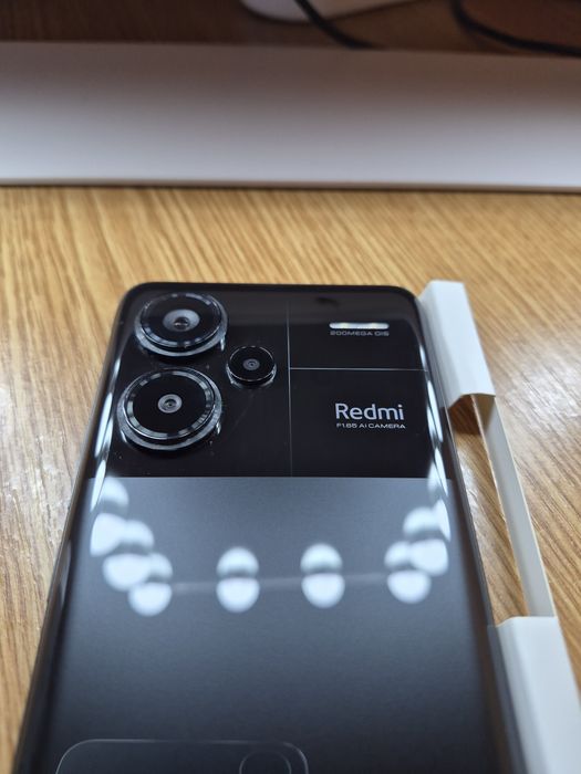 Xiaomi Redmi 13 Pro +