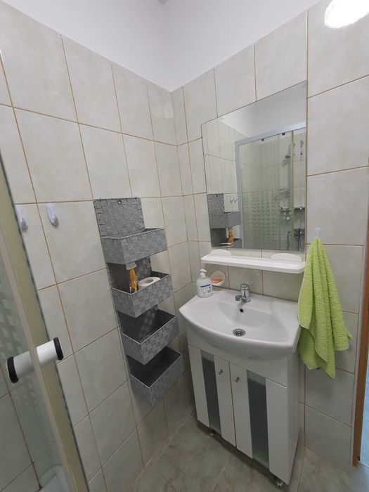 haina stofa dama si garsoniera de inchiriat in Eforie Nord