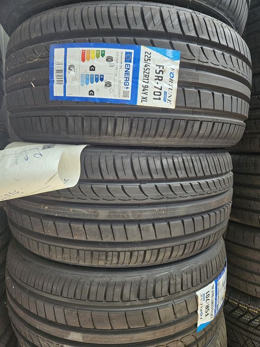 225/45R17 Fortune