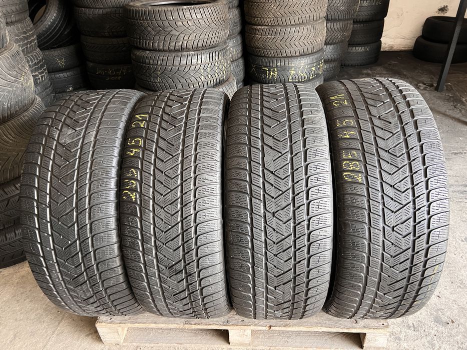 4 anvelope iarna 285/45/21 , pirelli !
