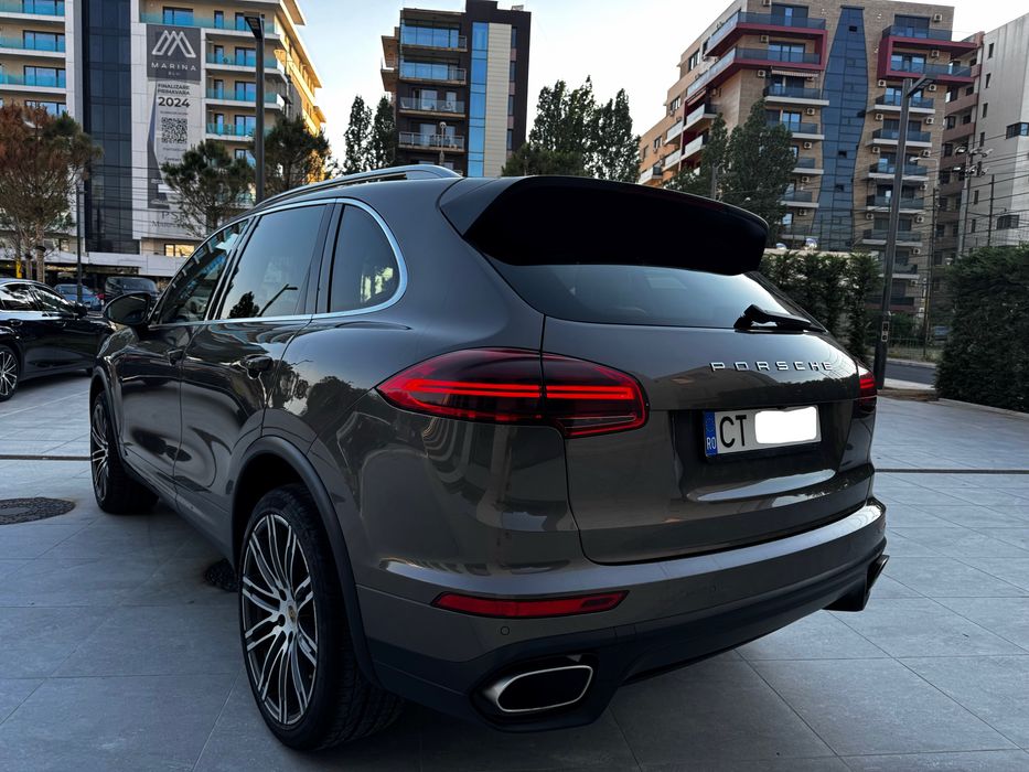 Porsche Cayenne ,suspensie,chrono,soft close !