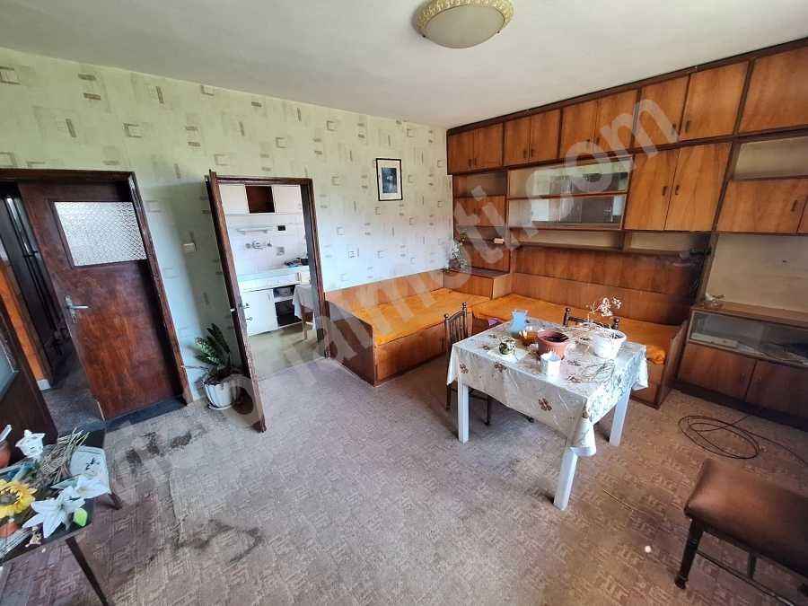 Продава се Четиристаен апартамент в Велико Търново, Център - 140 кв.м за 1250 €/кв.м - Снимка #8