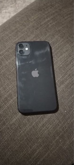 Продам iPhone 11
