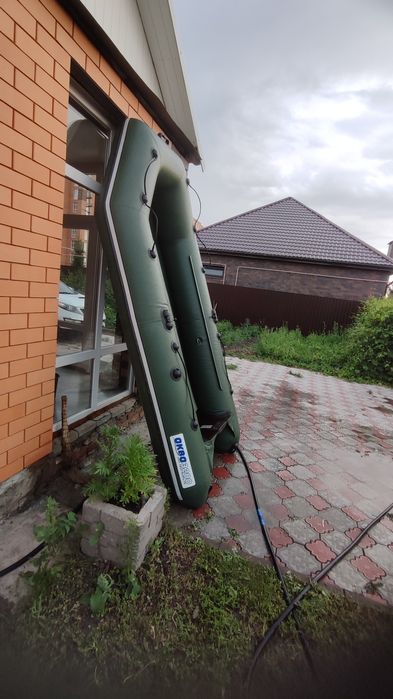 Аква 320 ПВХ в отличном состоянии