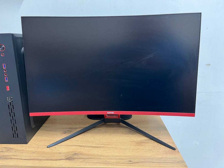 Мониторы в отличном состоянии