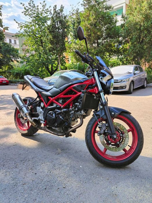 Suzuki SV650 Naked 2019 – ideală pentru începători, întreținută impecabil - nelimitată, IPT valabil 2028