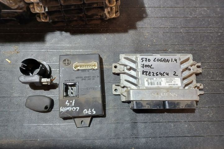 Calculator motor ECU S110140011  8200483732 - 1.4 S110140011  8200483