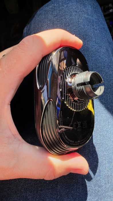 Pitaka Mag Ez incarcator wireless