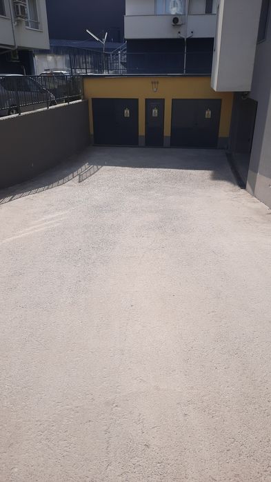 Дава се под наем Гараж / Паркомясто в София, Студентски град - 22 кв.м за 122.4 € - Снимка #1