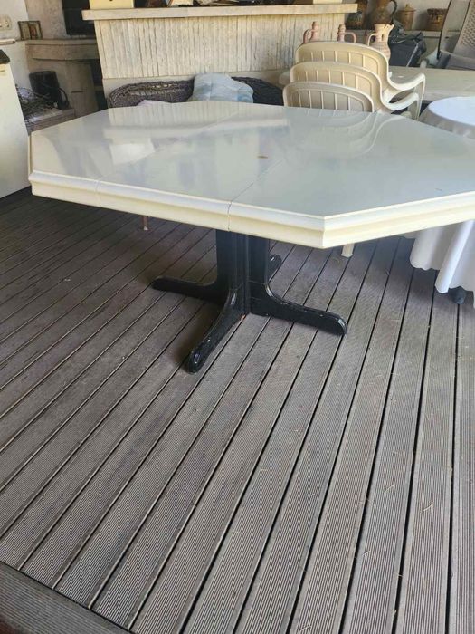 Кухненски столове и маса