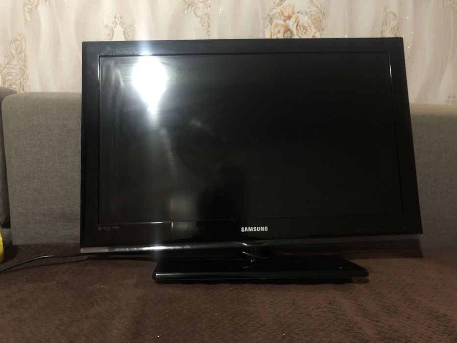 Продам телевизор