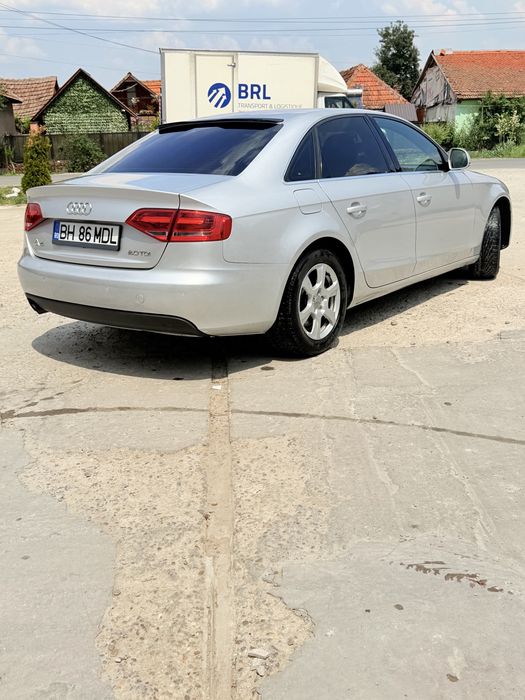 AUDI A4 0 — imagine 3