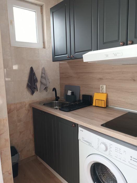 Дава се под наем Двустаен апартамент в с. Кранево, Област Добрич - 40 кв.м за 382.5 € - Снимка #2