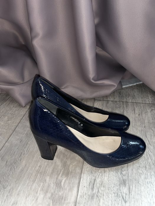 продам туфли женские