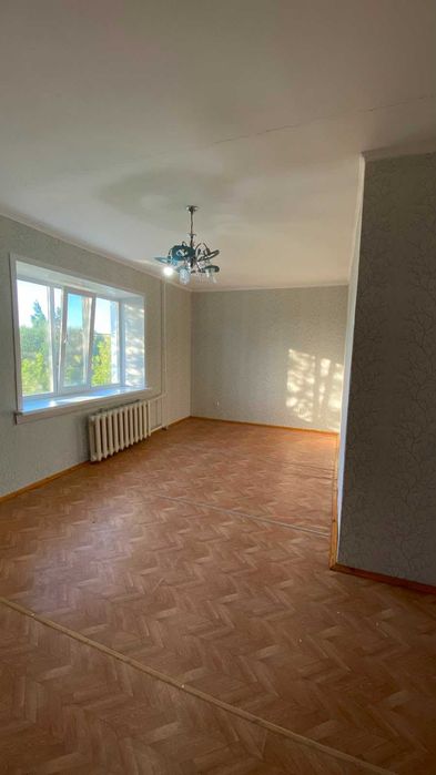 Продам 4-х комн. улучшенную по ул. Ауэзова, 4в