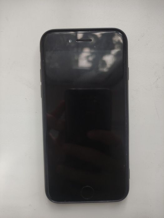 Продам Iphone 8 64гб
