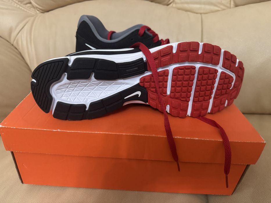 Кроссовки Nike оригинальные