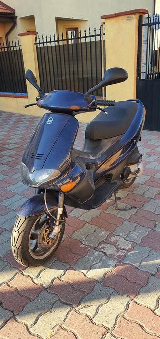 scuter Gilera Runner 50