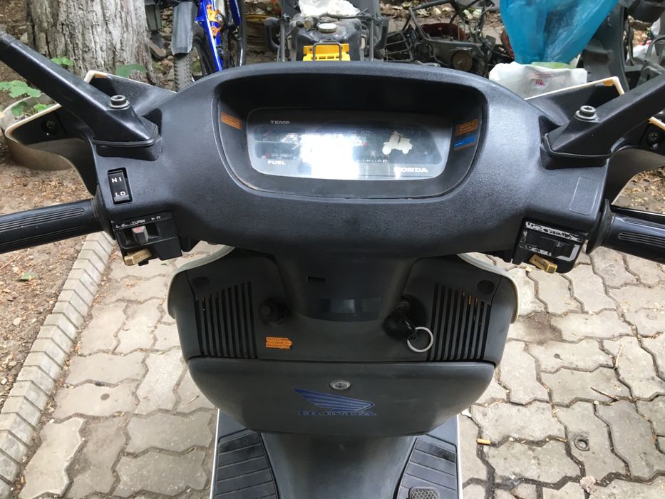 Продам мопед honda spacy 125