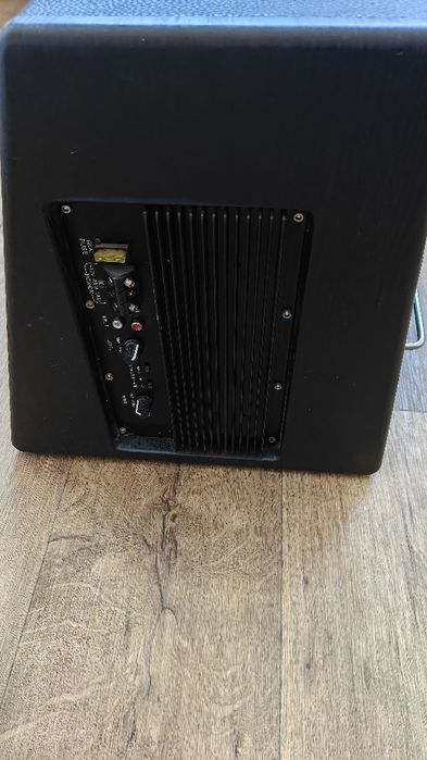 Продам сабвуфер.