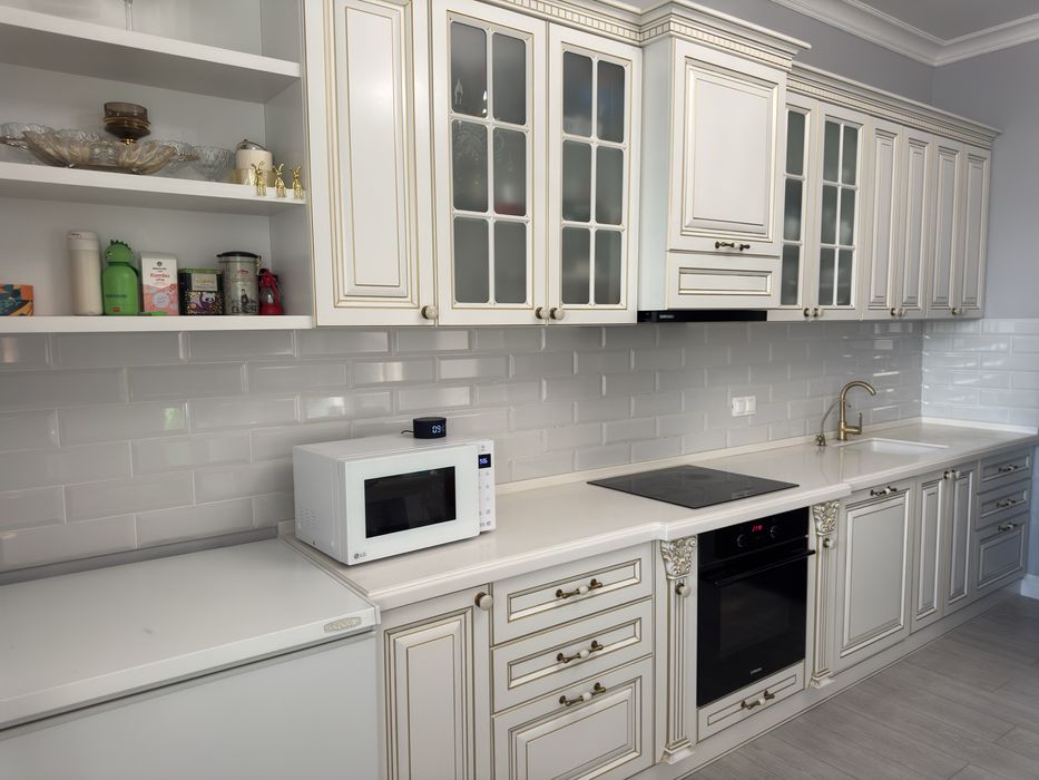 Продается кухонный гарнитур