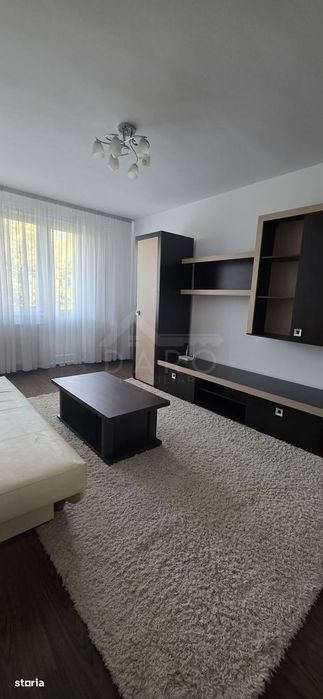 Închiriez apartament cu 2 camere 10 minute de Univ. Petru Maior — fotografia 2