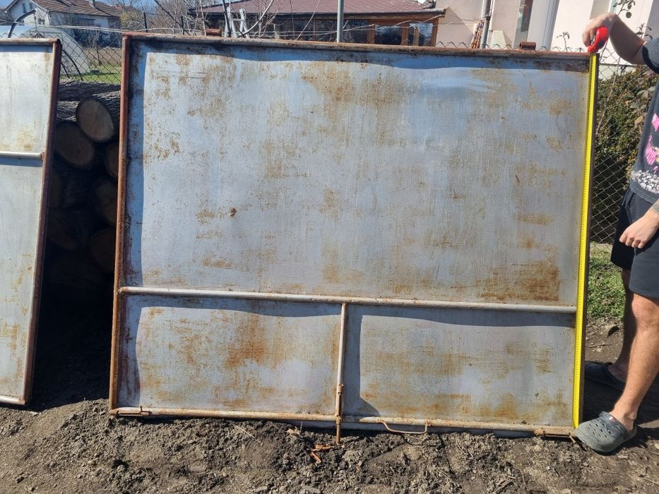 Метални врати  за гараж