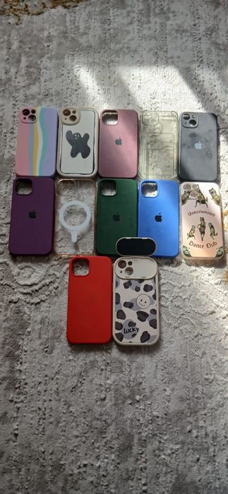 Чехлы iPhone 13.