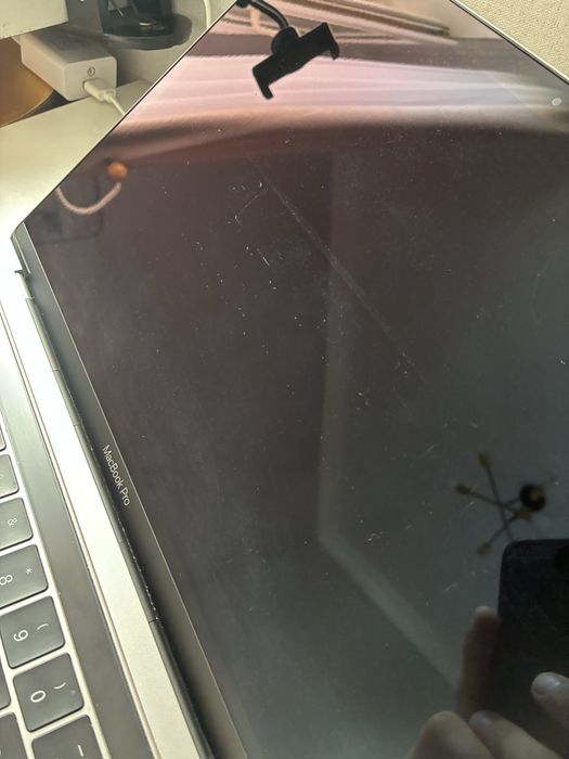 MacBook Pro 13. 2017 год