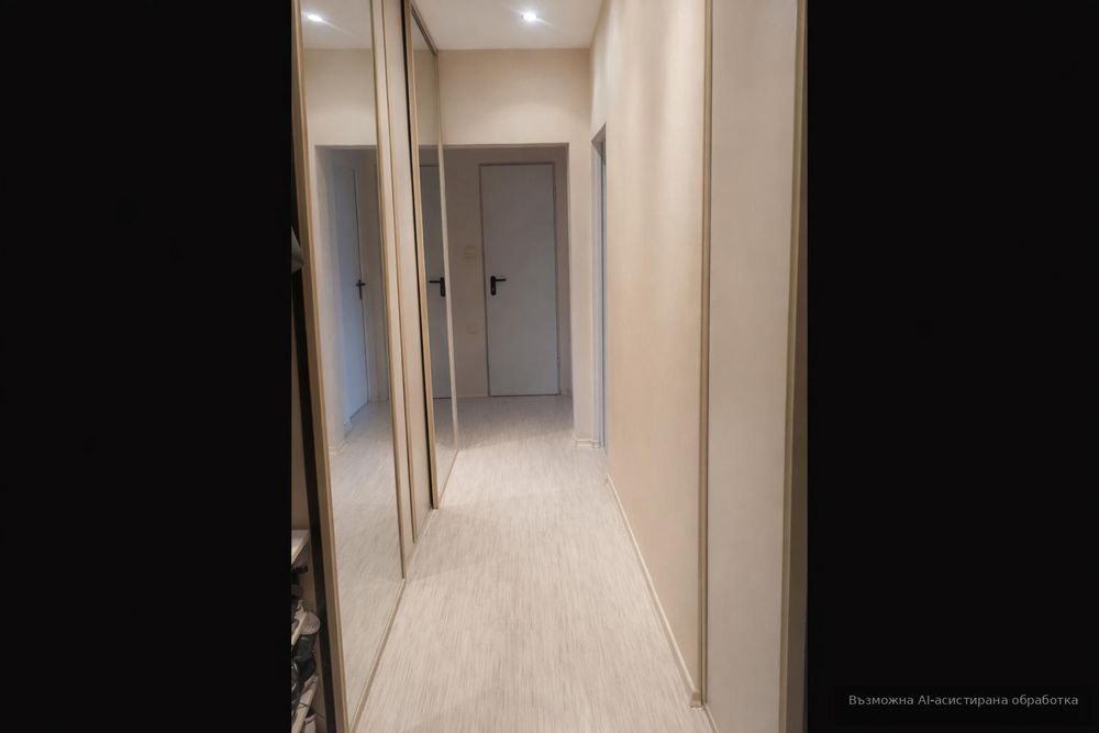 Дава се под наем Тристаен апартамент в Бургас, Изгрев - 67 кв.м за 498.27 € - Снимка #1