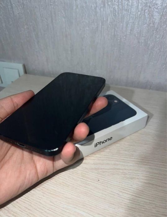 Айфон 13 128гб срочна