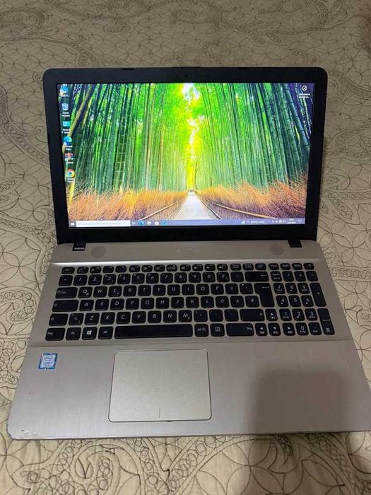 ASUS CORE i5 7gen,rami  8g ddr4, ssd 256g,display 15.6 fhd 3 ore bat