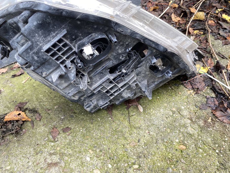 Far BMW seria 3 F30 F31 Facelift 2015 - 2019 far Dreapta led