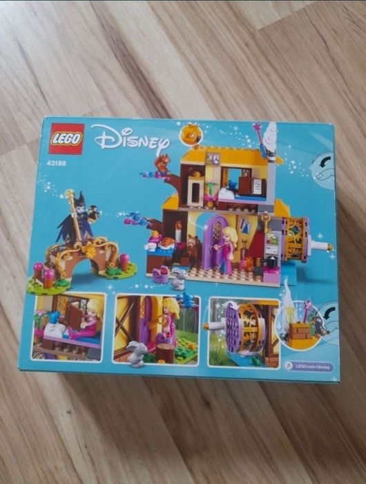 joc LEGO Disney Princess  Casuta din padure a Aurorei 43188 jucarie
