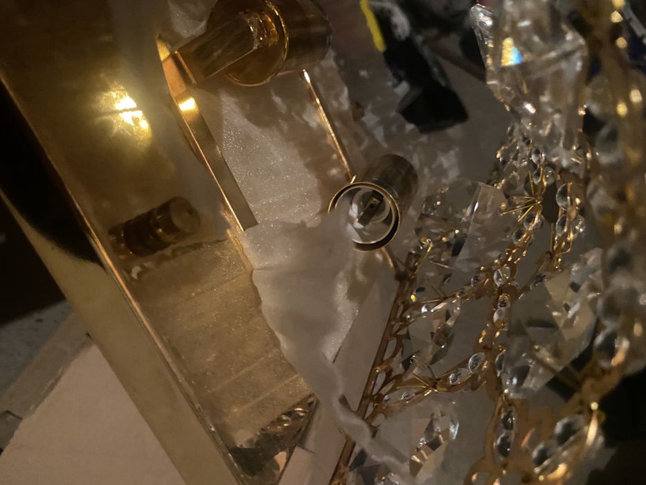 Продам новые бра